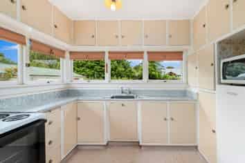 2 Brook Street, SOUTHBRIDGE