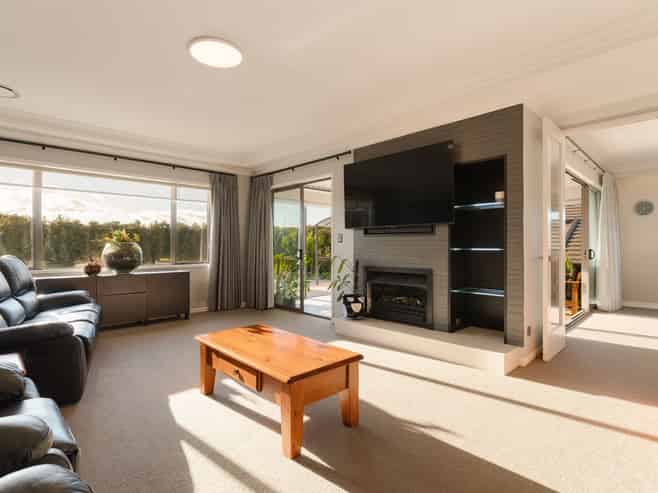 28 Rexford Heights, Pyes Pa