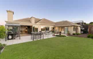 28 Rexford Heights, Pyes Pa