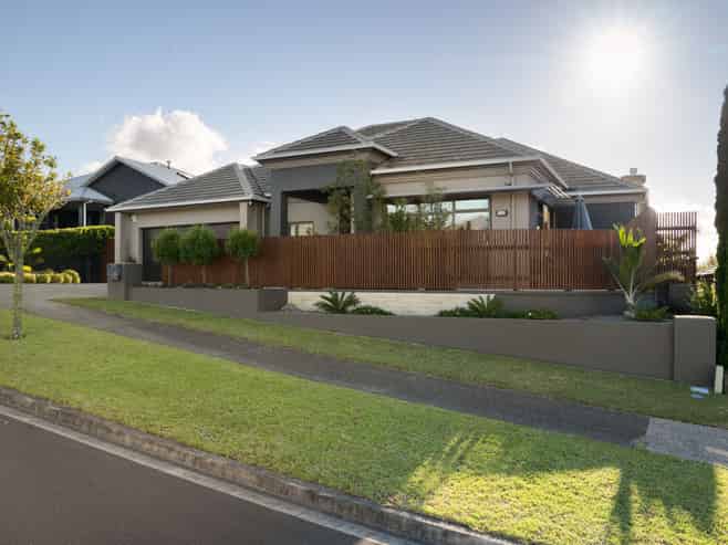 28 Rexford Heights, Pyes Pa