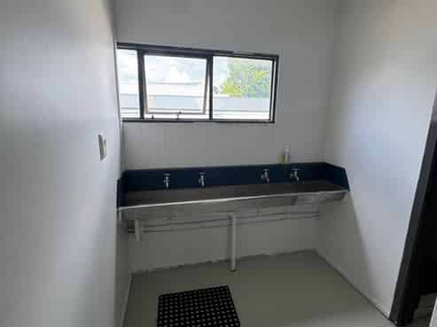 AFFORDABLE, PRACTICAL INDUSTRIAL UNIT
