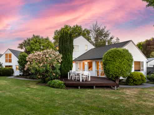 7 Merton Place, Bryndwr