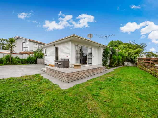 9 President Avenue, Papakura
