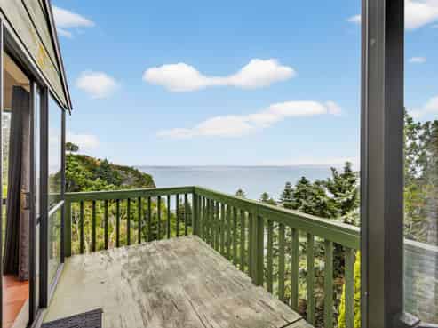 128 Priestley Terrace, Bluff Hill