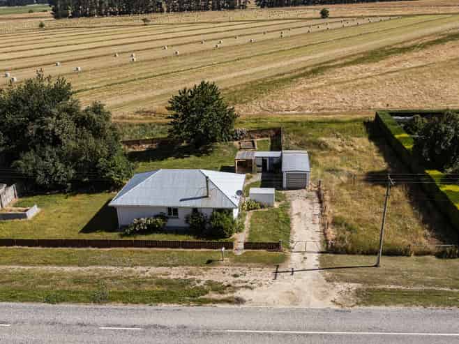 1198 Ardgour Road, Tarras