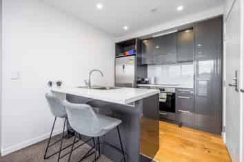 802A/8 Lakewood Court, Manukau