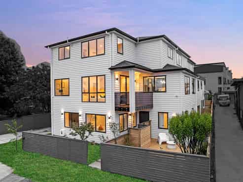 66C  Angelo Avenue, Howick