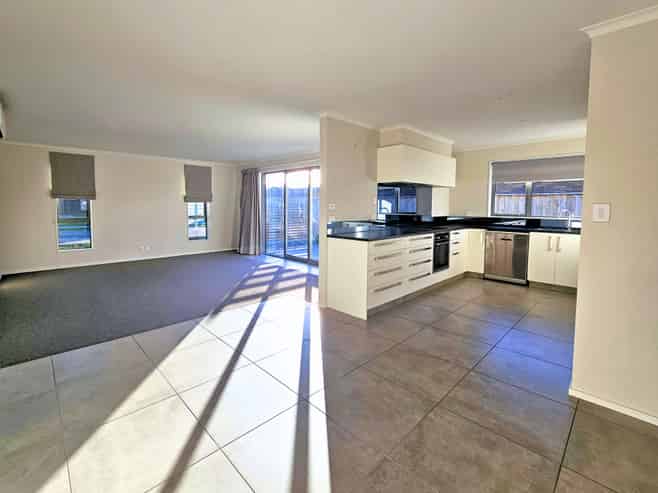 32 Catalina Crescent, Burleigh