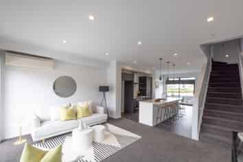 10 Alexander Willis Crescent, Hobsonville