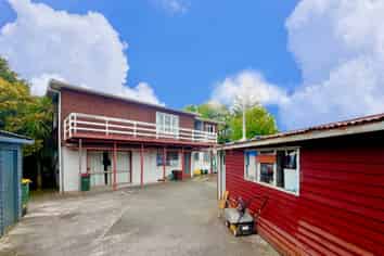 12 Rathgar Road, Henderson