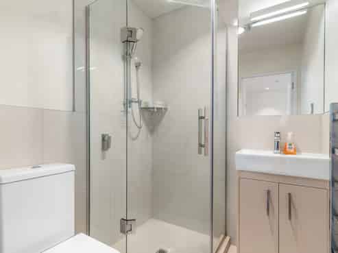 73 Bordeaux Parade, Te Atatu South