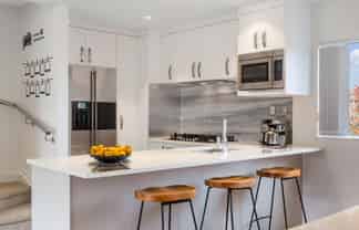 73 Bordeaux Parade, Te Atatu South