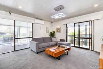 2/10 Nearco Street, Randwick Park