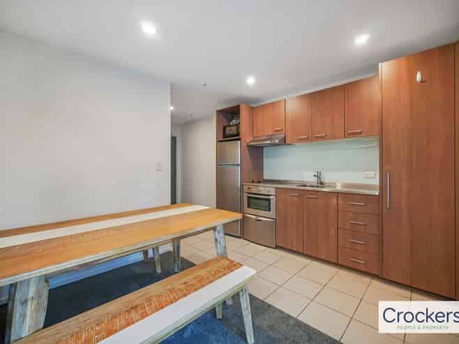 710/85 Beach Road, Parnell