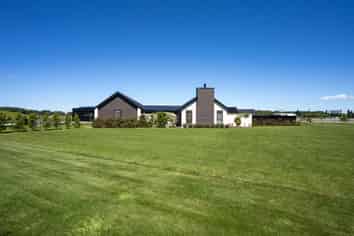 254 Verdeco Boulevard, Lincoln