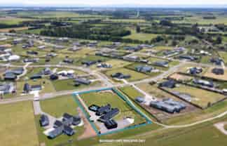 254 Verdeco Boulevard, Lincoln