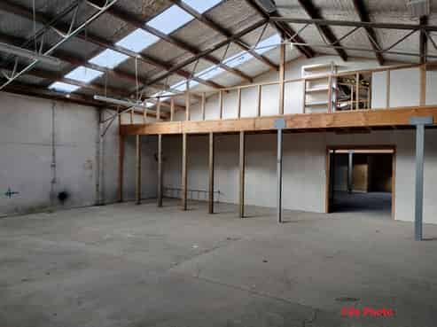 Central Warehouse Space