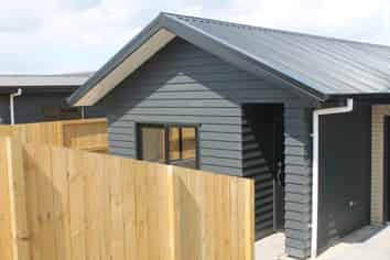 2/18 Onukutara Place, Huntington