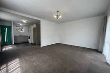 1/74 Picton Ave, Riccarton