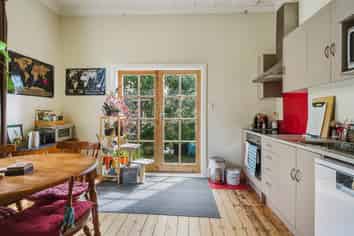 59 Pacific Street, Roslyn