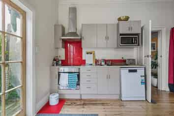 59 Pacific Street, Roslyn