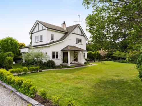 22 Kelvin Street, Inner Kaiti