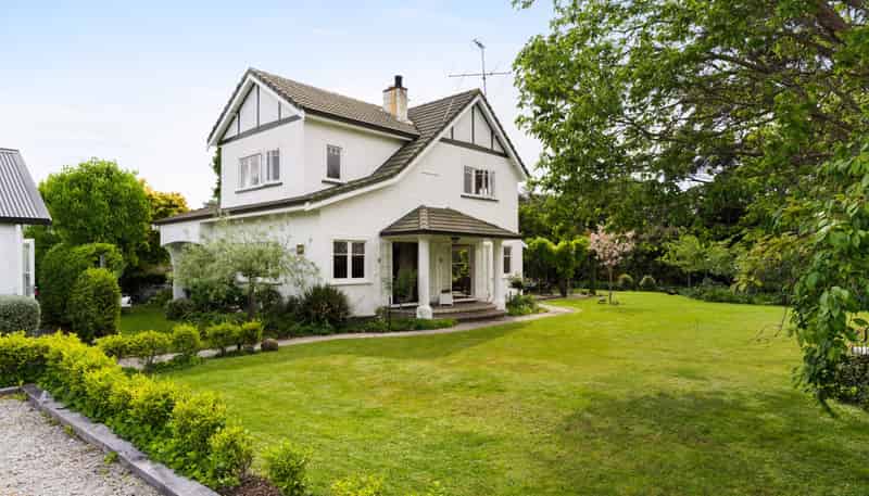 22 Kelvin Street, Inner Kaiti