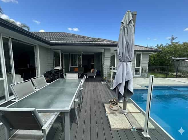 20 Huntington Park Drive, Greenhithe