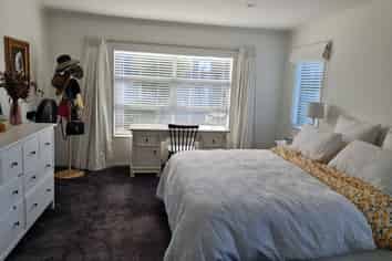 90A Endeavour Drive, Whitby