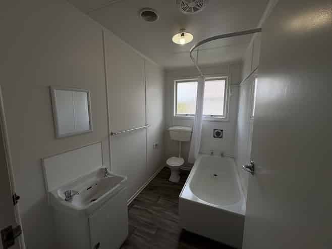 1/813 Lyell Street, Akina