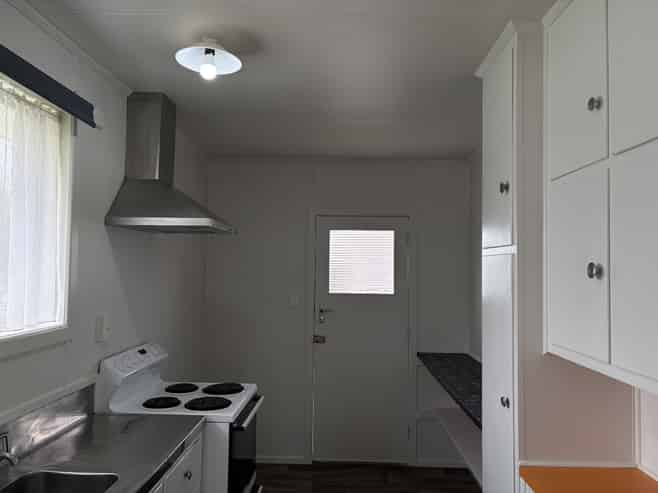 1/813 Lyell Street, Akina