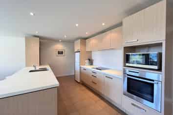 2/8 Humphrey St, Frankton