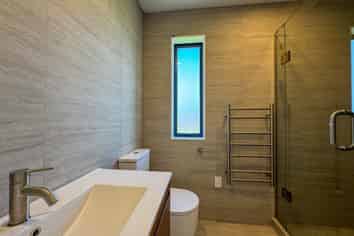 53F Alanbrooke Crescent, Avondale