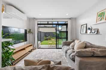 45 Treloar Crescent, Hobsonville