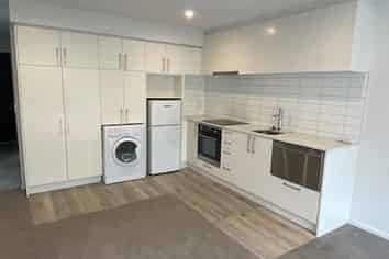 5/90 Edgeware Road , Saint Albans