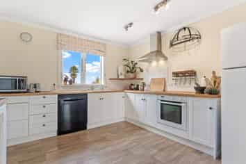 14 Davies Road, Wellsford