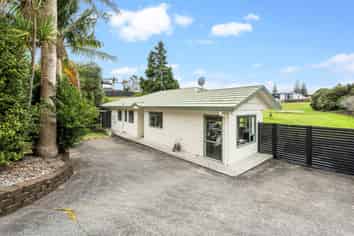 22a Silverton Avenue, Waiotaiki Bay