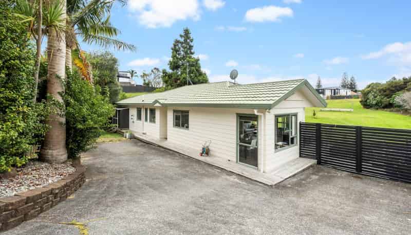 22a Silverton Avenue, Waiotaiki Bay