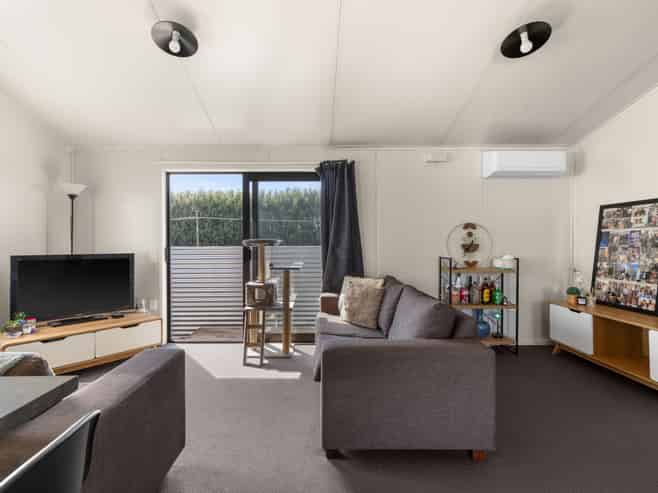 61 Masefield Avenue, Maraenui