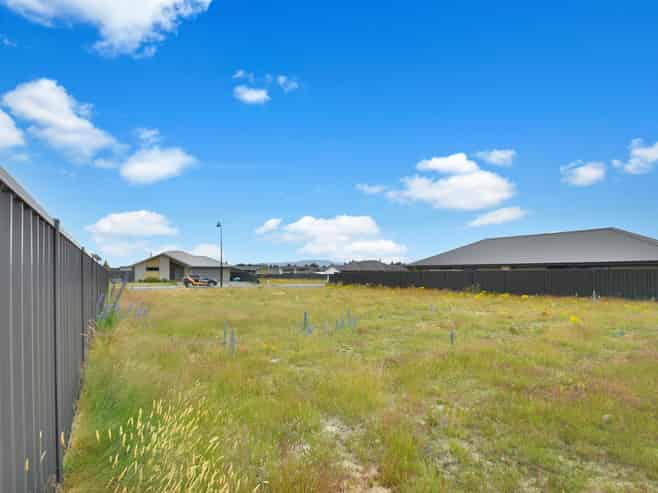 56 Lakeland Avenue, Twizel