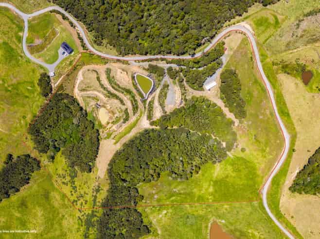 100 Shieling Road, Waipu