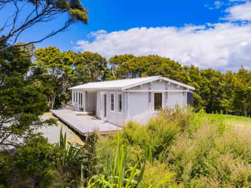 100 Shieling Road, Waipu