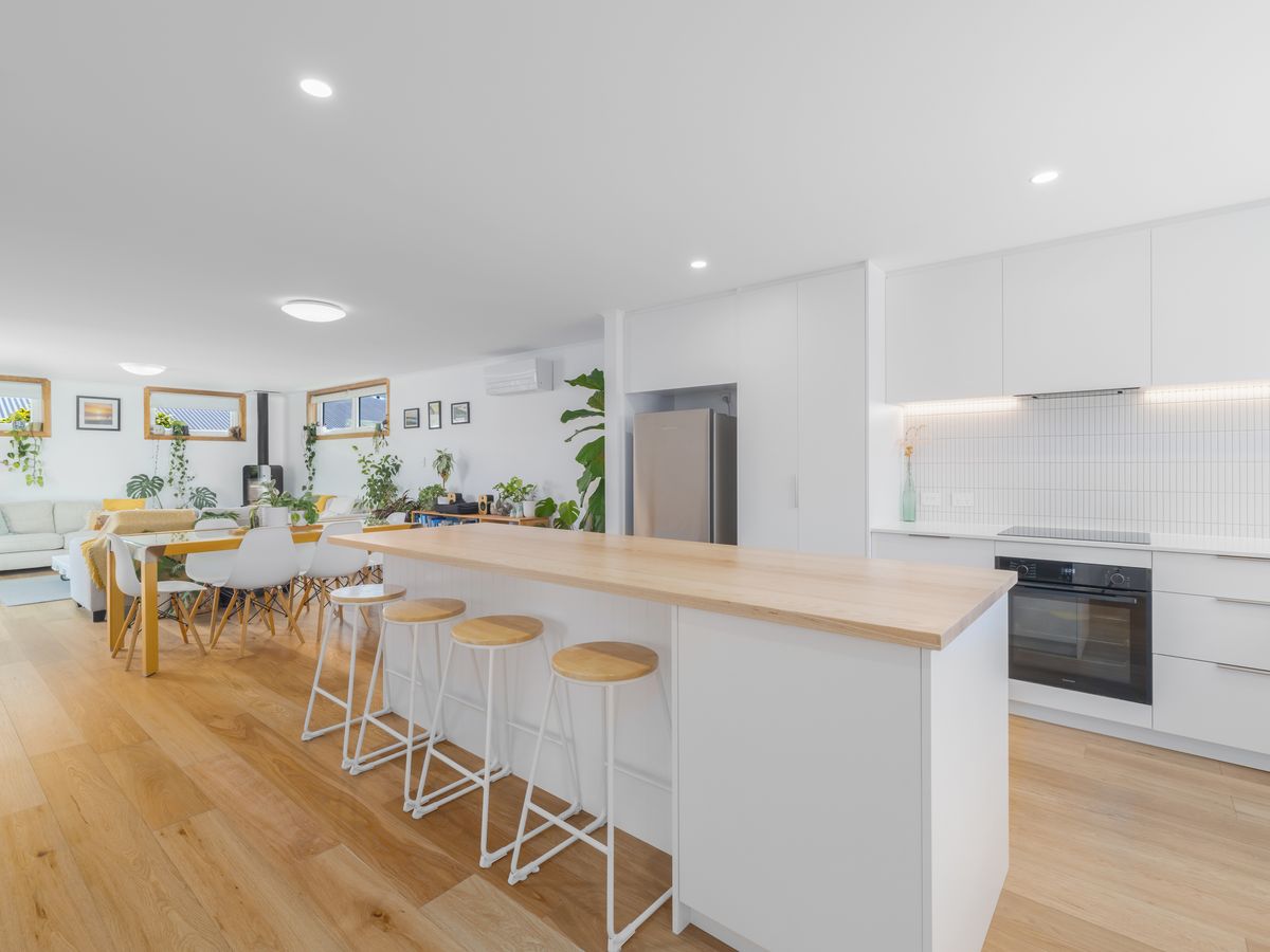 11B Celia Street, Redcliffs, Christchurch City, Canterbury - Photo 2