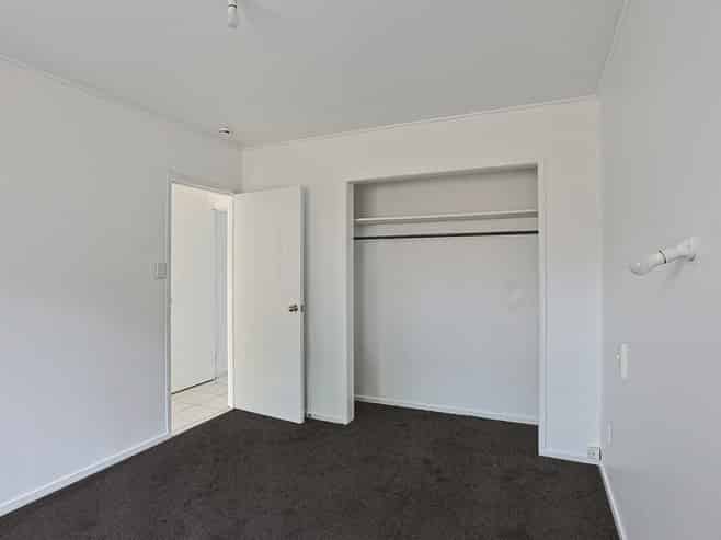 13C Dunn Place, Pirimai