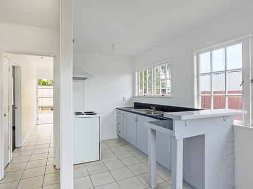 13C Dunn Place, Pirimai