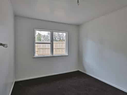 13C Dunn Place, Pirimai