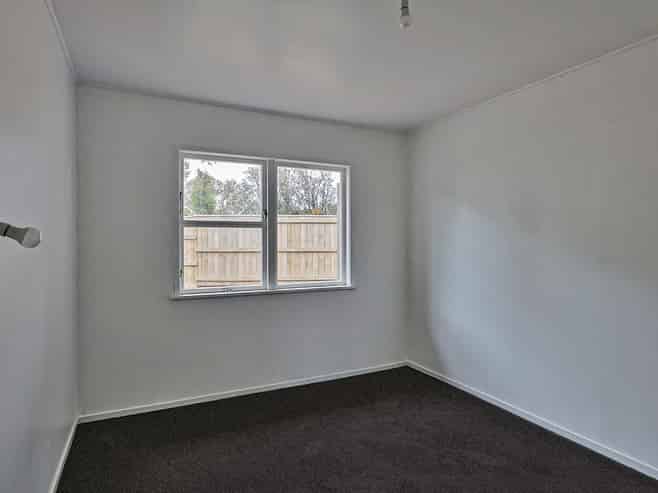 13C Dunn Place, Pirimai