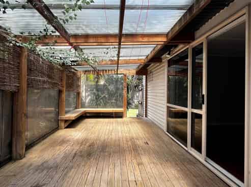 8 Raumati Crescent, Onerahi