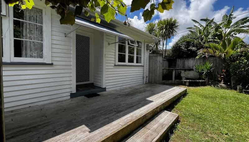 8 Raumati Crescent, Onerahi