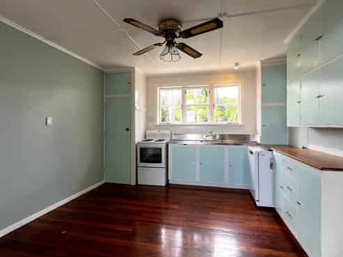 8 Raumati Crescent, Onerahi